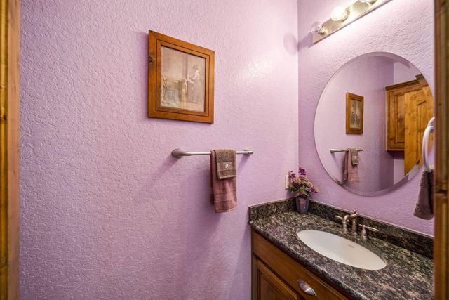 3110 Old Dyke Road, Grove, OK 74344