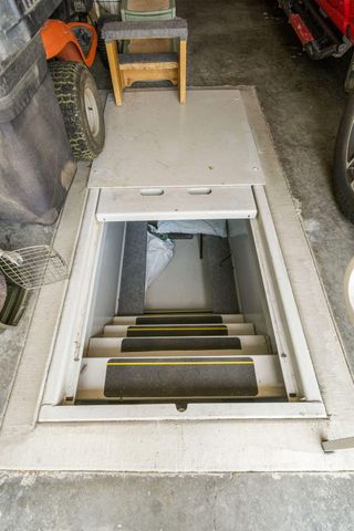 3110 Old Dyke Road, Grove, OK 74344