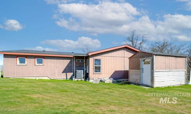 7370 Sagebrush Lane, Caldwell, ID 83607