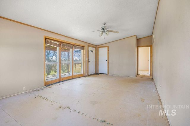 7370 Sagebrush Lane, Caldwell, ID 83607