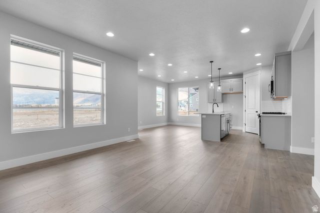 5022 W GREEN ASH LN, Highland, UT 84003