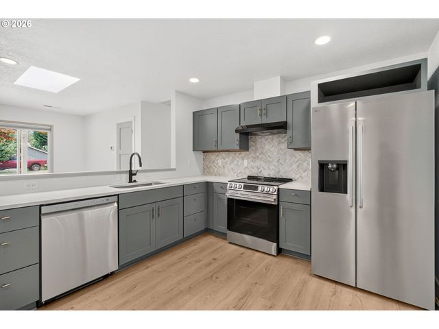1400 N HADLEY Rd, Newberg, OR 97132