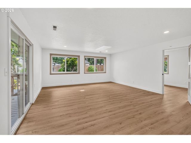 1400 N HADLEY Rd, Newberg, OR 97132