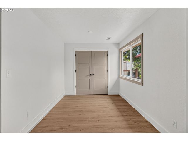 1400 N HADLEY Rd, Newberg, OR 97132
