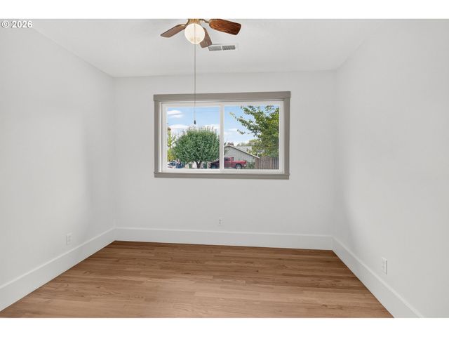 1400 N HADLEY Rd, Newberg, OR 97132