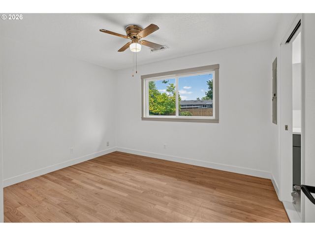 1400 N HADLEY Rd, Newberg, OR 97132
