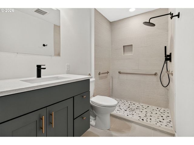 1400 N HADLEY Rd, Newberg, OR 97132