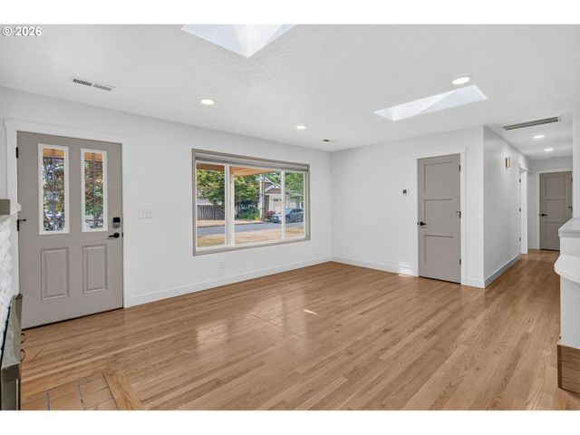 1400 N HADLEY Rd, Newberg, OR 97132