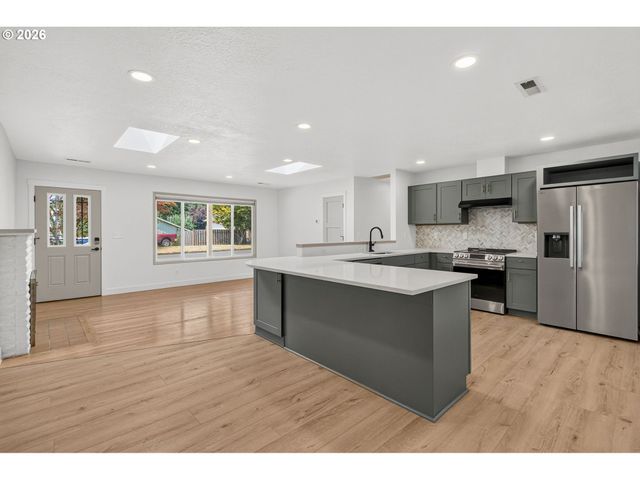 1400 N HADLEY Rd, Newberg, OR 97132