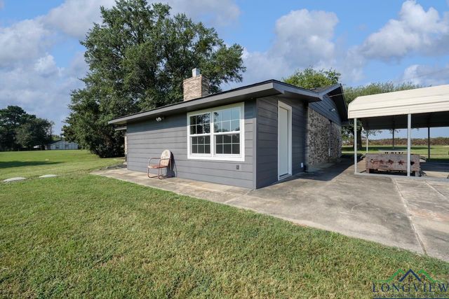 1218 County Road 4860, Winnsboro, TX 75494