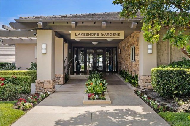 7008 San Bartolo Street 27, Carlsbad, CA 92011