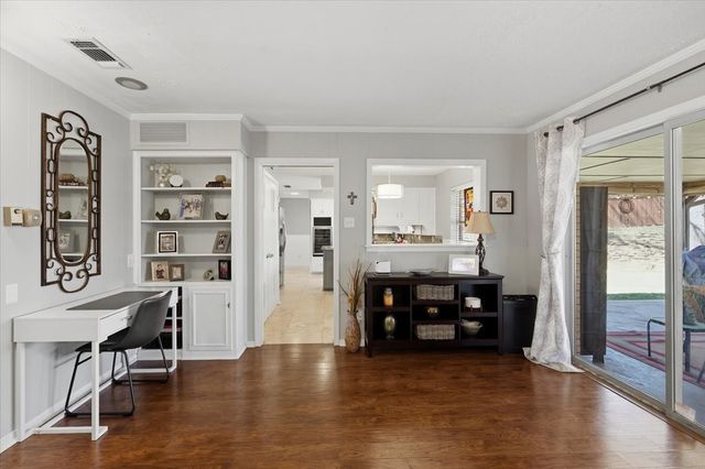 6720 Cumberland Road, Fort Worth, TX 76116