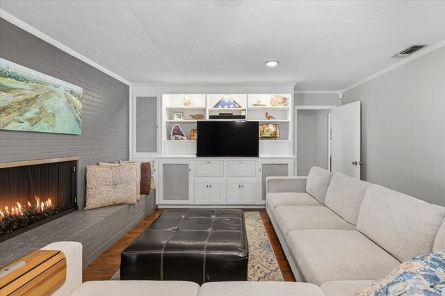 6720 Cumberland Road, Fort Worth, TX 76116