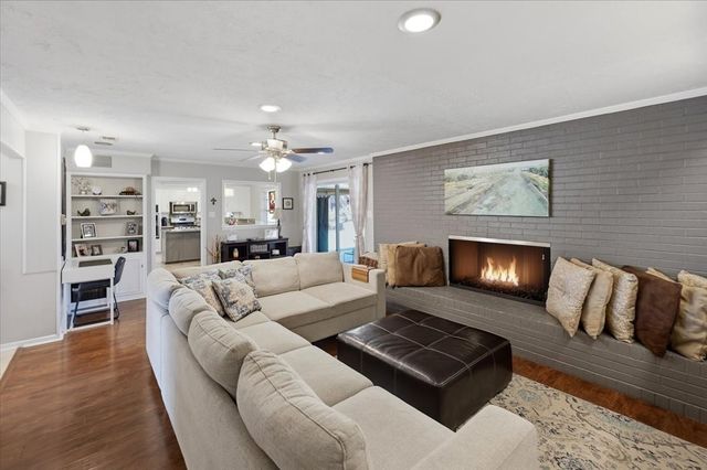 6720 Cumberland Road, Fort Worth, TX 76116