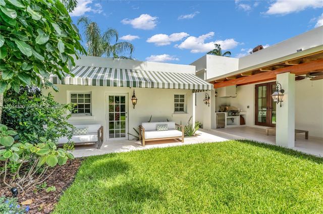 5730 SW 49th St, South Miami, FL 33155