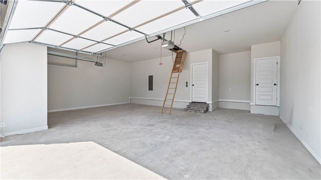 2100 Silk Street, Pea Ridge, AR 72751