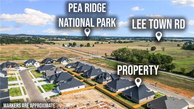 2100 Silk Street, Pea Ridge, AR 72751