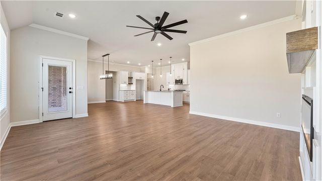 2100 Silk Street, Pea Ridge, AR 72751