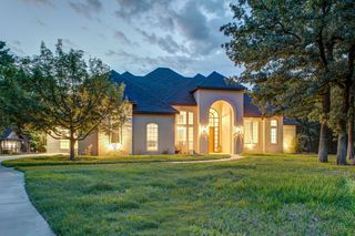 258 W Ridge Street, Decatur, TX 76234