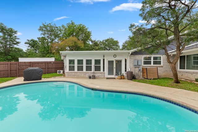 330 Rockhill, San Antonio, TX 78209