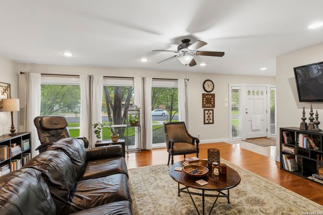330 Rockhill, San Antonio, TX 78209