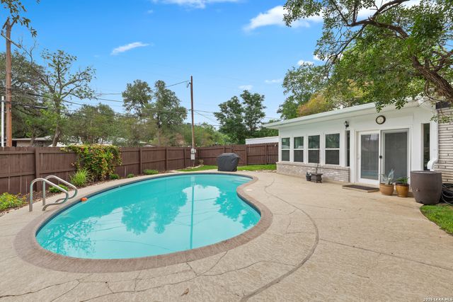 330 Rockhill, San Antonio, TX 78209