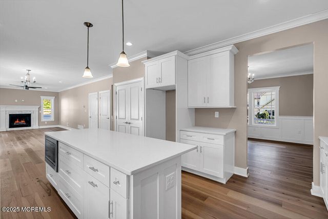 93 Longfellow Avenue, Toms River, NJ 08753