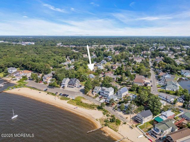 93 Longfellow Avenue, Toms River, NJ 08753