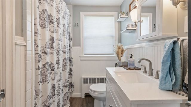 5 Hodsell Street, Cranston, RI 02910