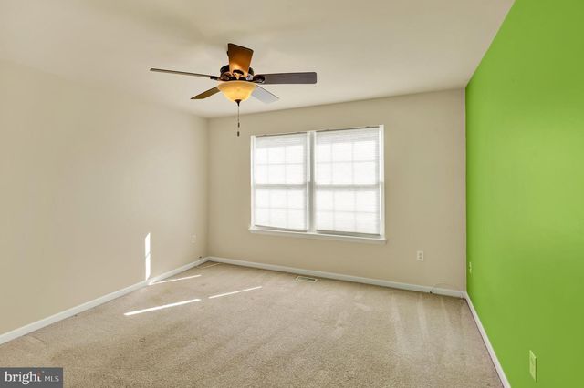 17 HELENE CT, Hamburg, PA 19526