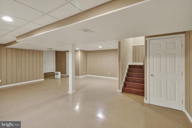 17 HELENE CT, Hamburg, PA 19526