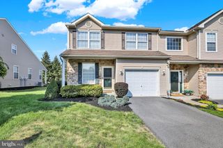 17 HELENE CT, Hamburg, PA 19526
