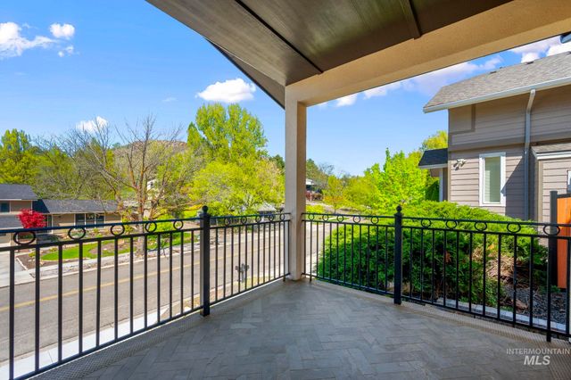 1417 E Shenandoah Dr, Boise, ID 83712