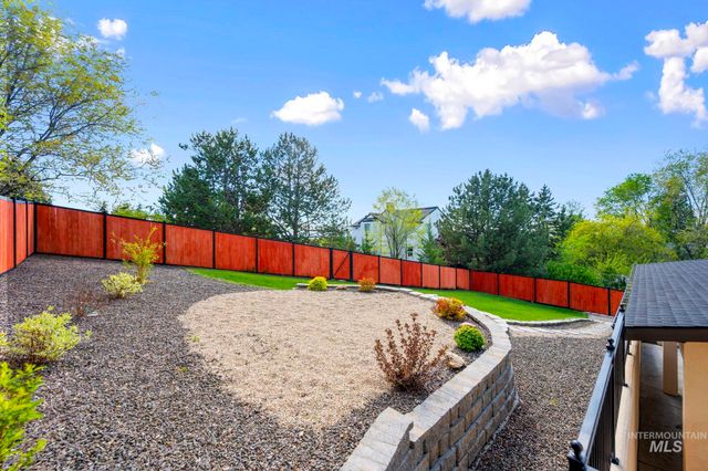 1417 E Shenandoah Dr, Boise, ID 83712