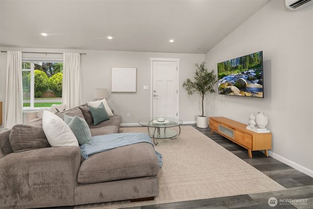 20429 64th Drive NE, Arlington, WA 98223