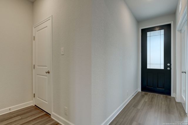 7011 Lower Crossing, San Antonio, TX 78252