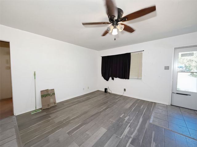 1200 Park Drive, Denison, TX 75020