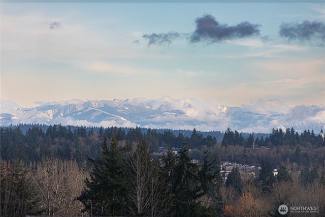 24013 22nd Avenue W, Bothell, WA 98021