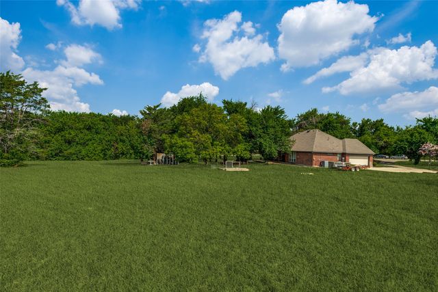 305 Cedar Hill Circle, Lowry Crossing, TX 75407