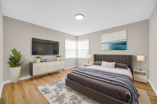 11701 S Campbell Avenue, Chicago, IL 60655