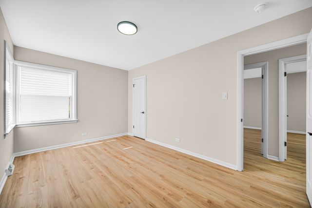 11701 S Campbell Avenue, Chicago, IL 60655