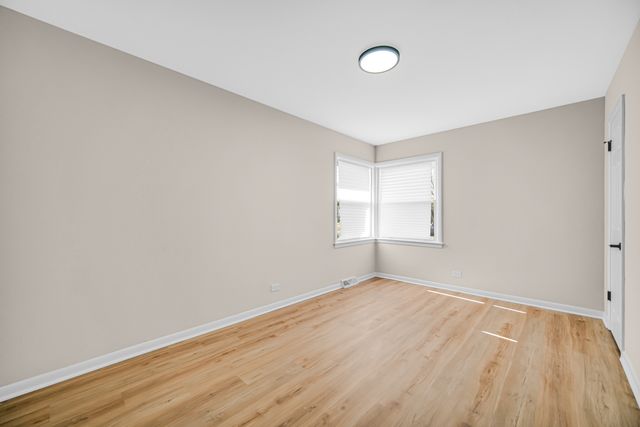 11701 S Campbell Avenue, Chicago, IL 60655