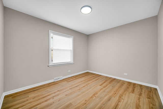 11701 S Campbell Avenue, Chicago, IL 60655