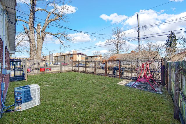 11701 S Campbell Avenue, Chicago, IL 60655