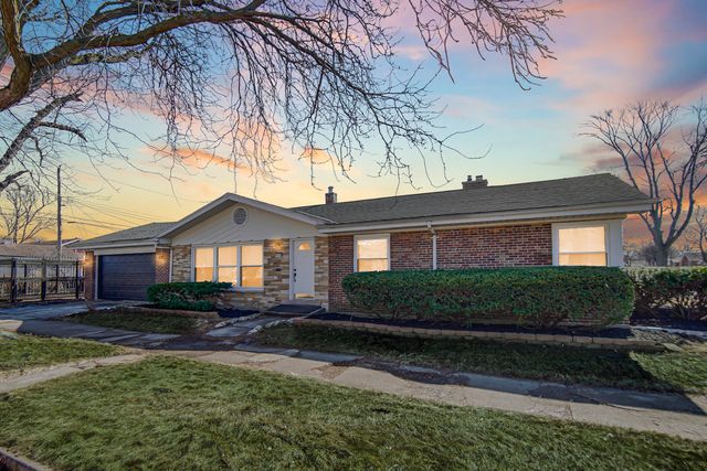 11701 S Campbell Avenue, Chicago, IL 60655