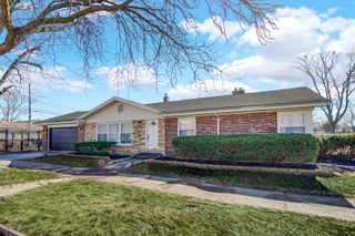 11701 S Campbell Avenue, Chicago, IL 60655