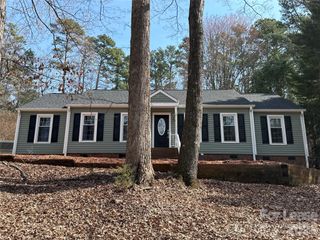 1111 Somersby Lane, Matthews, NC 28105