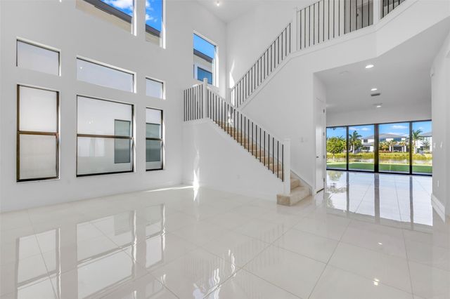 8551 NW Swinley Forest Way, Boca Raton, FL 33434