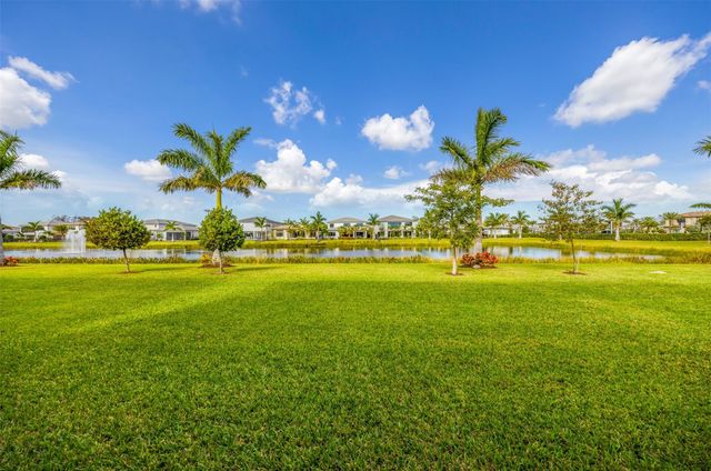 8551 NW Swinley Forest Way, Boca Raton, FL 33434