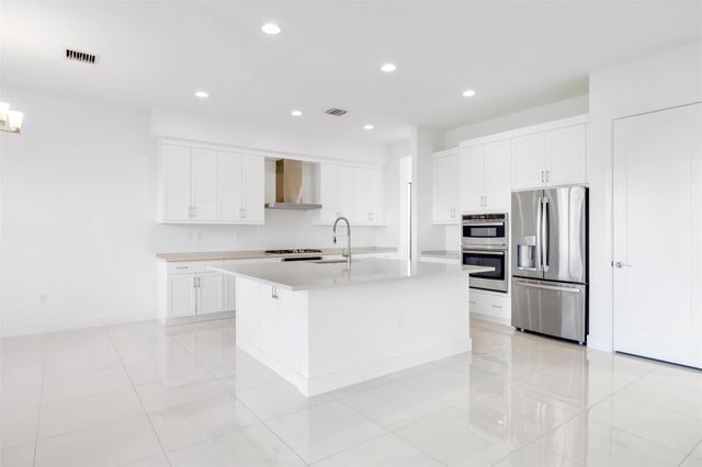 8551 NW Swinley Forest Way, Boca Raton, FL 33434